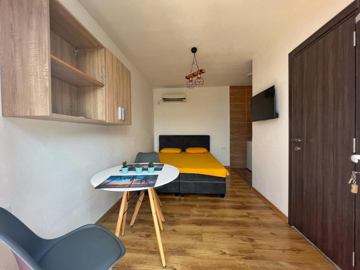 Jg Studio Apartment Vranjina Dış mekan fotoğraf